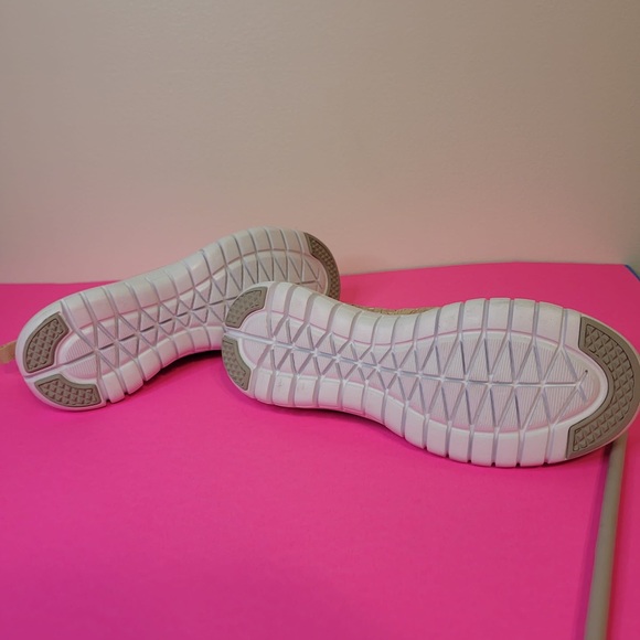 New propet travelite slip on women comfort sneaker shoes Sz 6 - Picture 7 of 9